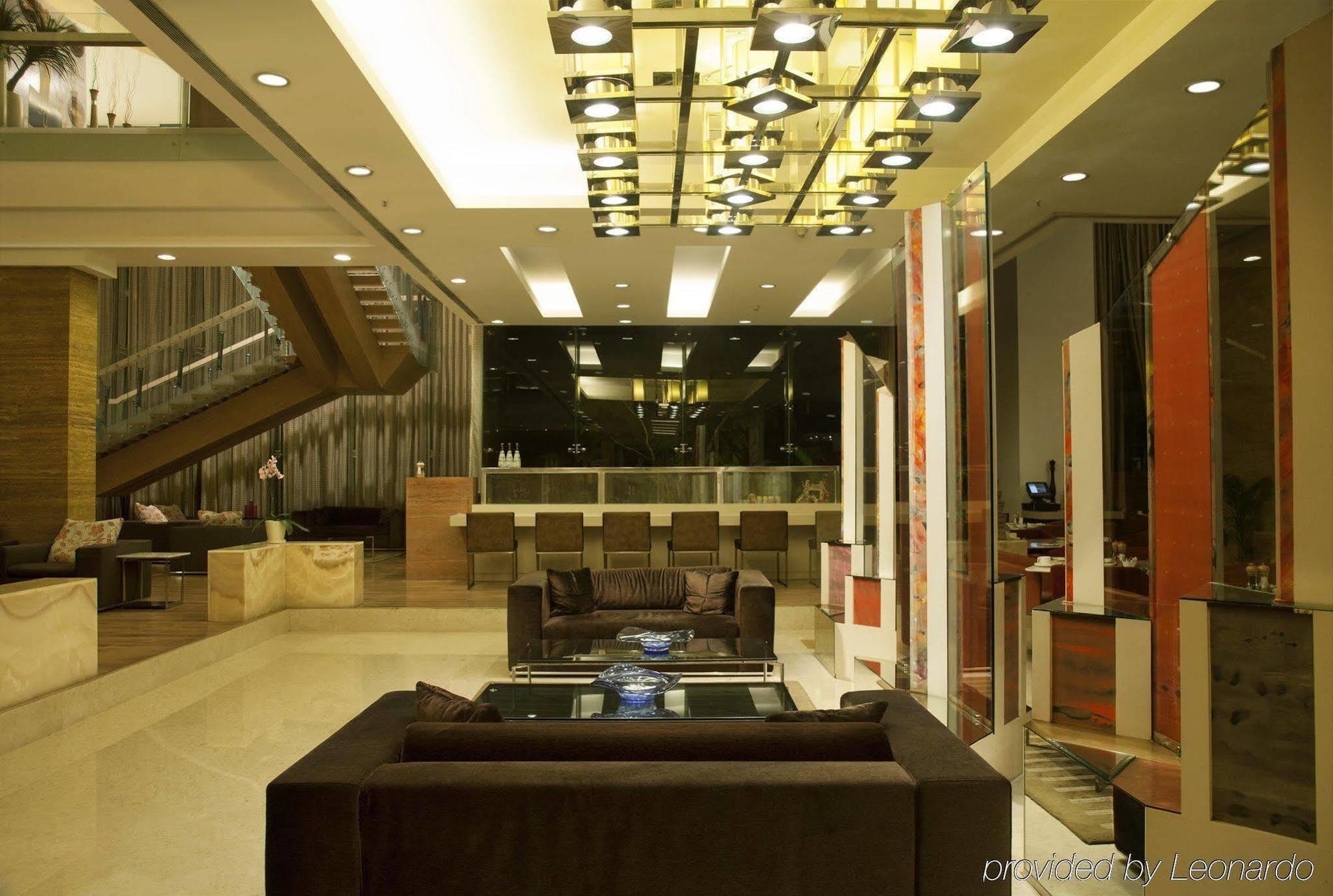 Radisson Blu Hotel Pune Kharadi Interior photo The lobby of the hotel